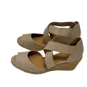 White Mountain Womens Hudlin Espadrille Wedge Sandals Gold Mettallic Straps Sz 8
